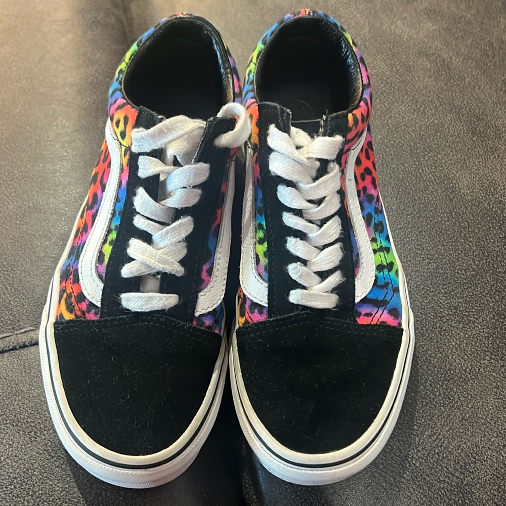Animal print Vans